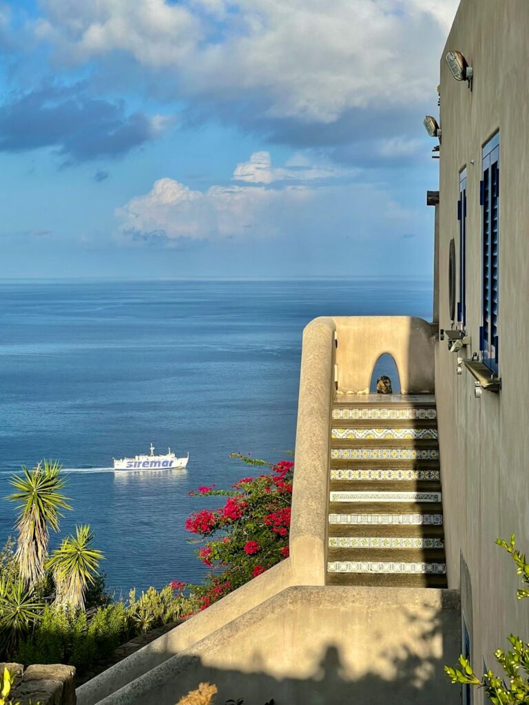 Symbols of the South: How Campania and Sicily Shine in Casino Design
