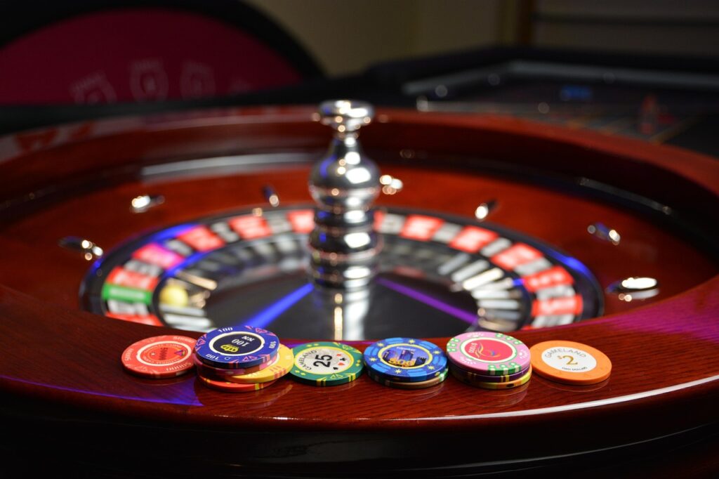 Casinos Without Player Restrictions: Empowering Freedom or Creating Risk?